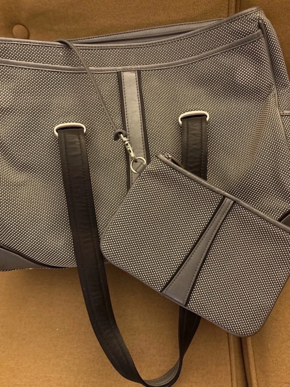 Tumi Grey Shoulder Strap Laptop Carrying Messenger Bag Briefcase & Coin Purse ID